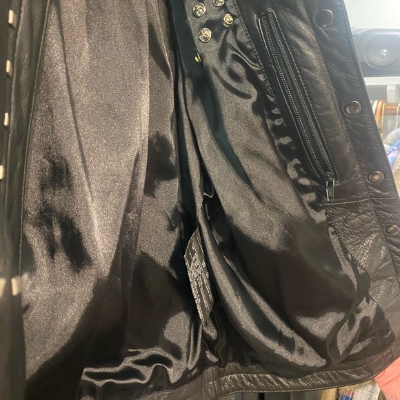 Harley-Davidson Women’s Leather Jacket : Excellent condition - Picture 3 of 5
